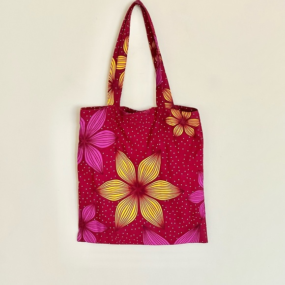 CARE Africa Floral Print Hand Made Fair Trade Red Fuchsia Yellow Cloth Tote Bag - Picture 2 of 7
